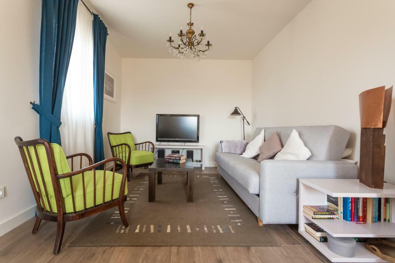 Apartamento Adorma Hum Exterior foto